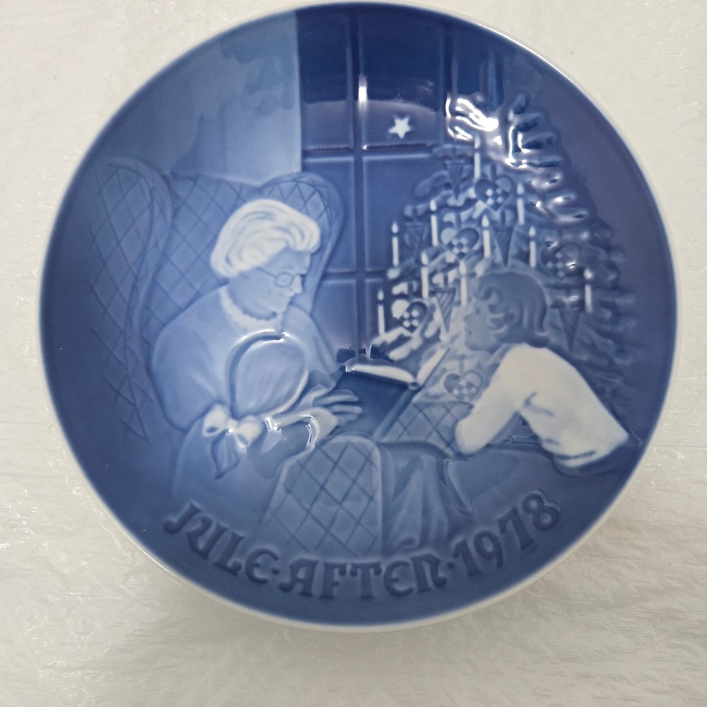 Bing & Grondahl 1978 Christmas Plate Juleaften A Christmas Tale B&G Denmark